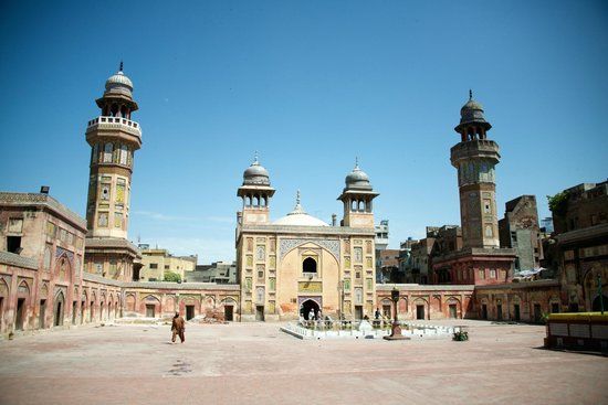 Masjid Wazir Khan